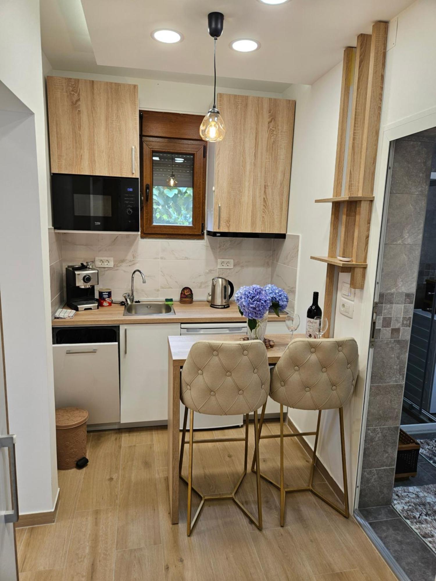 Apartment Vento Di Bocche III Kotor Exteriör bild