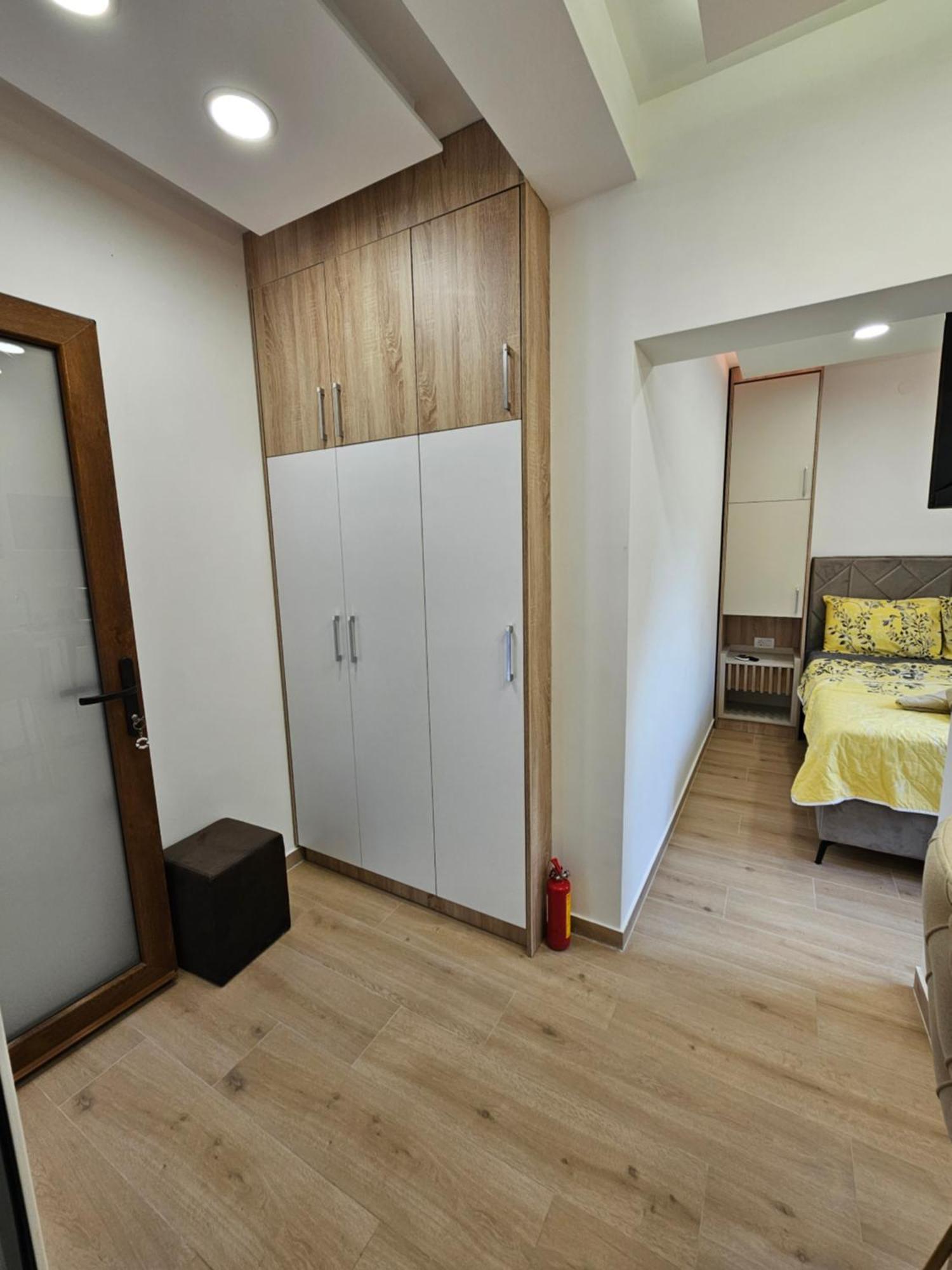 Apartment Vento Di Bocche III Kotor Exteriör bild